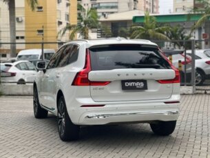 Foto 4 - Volvo XC60 XC60 2.0 T8 Recharge Ultimate Hybrid AWD manual
