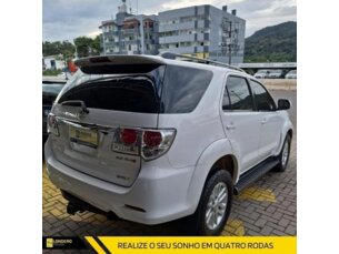 Foto 4 - Toyota Hilux Cabine Dupla Hilux 3.0 TDI 4x4 CD SRV manual
