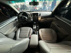 Foto 8 - Mitsubishi Pajero Pajero 3.2 DI-D Outdoor 4WD (Aut) manual