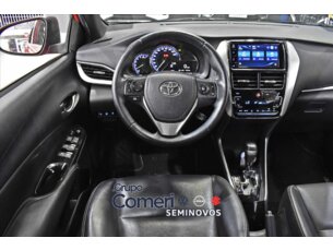 Foto 4 - Toyota Yaris Hatch Yaris 1.5 XS CVT (Flex) automático