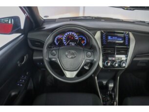 Foto 6 - Toyota Yaris Hatch Yaris 1.3 XL (Flex) automático