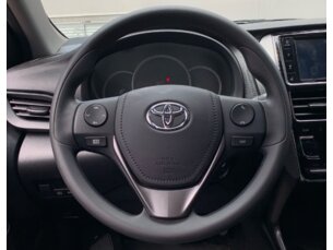 Foto 6 - Toyota Yaris Sedan Yaris Sedan 1.5 XL CVT automático