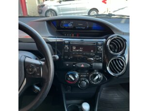 Foto 7 - Toyota Etios Hatch Etios X Plus 1.5 (Flex) (Aut) automático