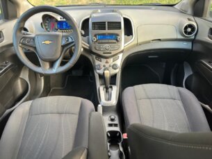 Foto 8 - Chevrolet Sonic Sonic Hatch LT 1.6 (Aut) automático