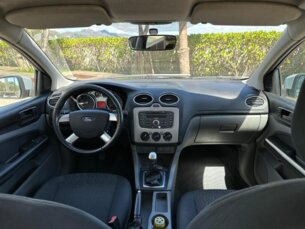 Foto 7 - Ford Focus Hatch Focus Hatch GL 1.6 16V (Flex) automático