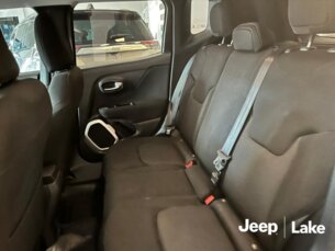 Foto 10 - Jeep Renegade Renegade 1.8 (Aut) automático
