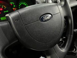 Foto 9 - Ford Fiesta Hatch Fiesta Hatch 1.6 (Flex) manual
