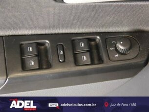 Foto 5 - Volkswagen Fox Fox 1.6 MSI Connect (Flex) manual