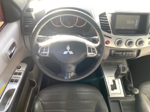 Foto 4 - Mitsubishi L200 Triton L200 Triton 3.5 V6 HPE 4WD (Flex) (Aut) automático