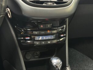 Foto 10 - Peugeot 208 208 Griffe 1.6 16V (Flex) automático