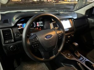 Foto 4 - Ford Ranger (Cabine Dupla) Ranger 2.2 CD XLS 4WD (Aut) automático