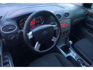 Foto 7 - Ford Focus Hatch Focus Hatch GL 1.6 16V (Flex) manual