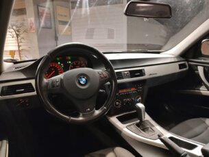 Foto 3 - BMW Série 3 318i (aut) automático