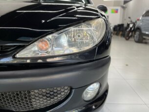 Foto 2 - Peugeot 206 206 Hatch. Presence 1.4 8V (flex) manual