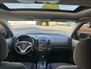 Foto 10 - Hyundai i30 i30 GLS 2.0 16V Top (aut) automático