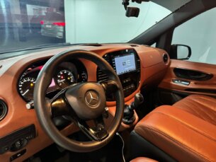 Foto 8 - Mercedes-Benz Vito Vito 2.0 119 Tourer 7+1 Luxo (Flex) automático