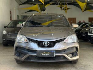 Foto 1 - Toyota Etios Hatch Etios X 1.3 (Flex) (Aut) automático