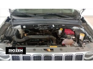 Foto 10 - Jeep Renegade Renegade 1.8 Limited (Aut) automático