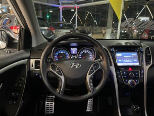 Foto 8 - Hyundai i30 I30 1.6 16V S-CVVT (Flex) (Aut) B357 automático