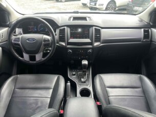 Foto 9 - Ford Ranger (Cabine Dupla) Ranger 3.2 CD XLT 4WD (Aut) automático