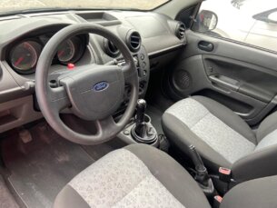 Foto 7 - Ford Fiesta Sedan Fiesta Sedan 1.0 Rocam (Flex) manual