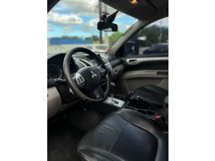 Foto 3 - Mitsubishi Pajero Pajero 3.2 DI-D HPE 4WD (Aut) automático