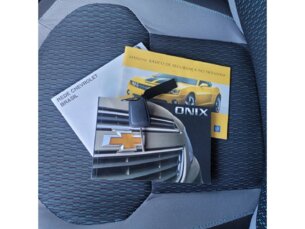 Foto 4 - Chevrolet Onix Onix 1.0 LS SPE/4 manual