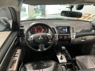 Foto 10 - Mitsubishi Pajero Pajero 3.2 DI-D HPE 4WD (Aut) automático