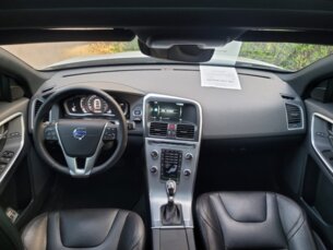 Foto 9 - Volvo XC60 XC60 2.4 D5 Momentum 4WD automático