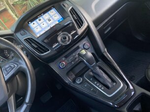 Foto 3 - Ford Focus Hatch Focus Hatch Titanium 2.0 PowerShift automático