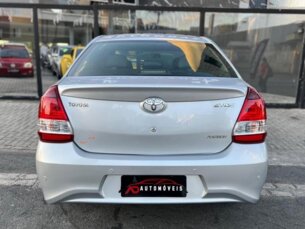 Foto 7 - Toyota Etios Sedan Etios Sedan Platinum 1.5 (Flex) (Aut) automático