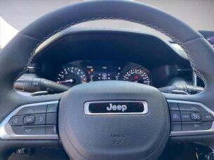 Foto 7 - Jeep Compass Compass 1.3 T270 Longitude automático