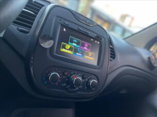 Foto 10 - Renault Captur Captur 1.6 Life CVT (PCD) automático