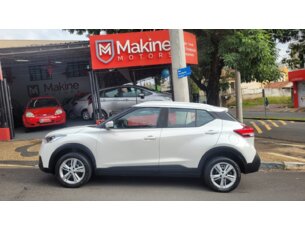Foto 2 - NISSAN Kicks Kicks 1.6 S CVT (Flex) automático