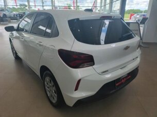 Foto 3 - Chevrolet Onix Onix 1.0 LT manual