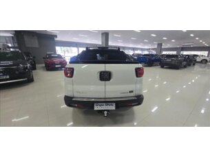 Foto 8 - Fiat Toro Toro 2.0 TDI Freedom 4WD (Aut) automático
