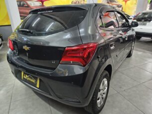 Foto 4 - Chevrolet Onix Onix 1.0 LT SPE/4 manual