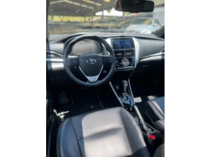 Foto 10 - Toyota Yaris Hatch Yaris 1.5 XLS Connect CVT automático