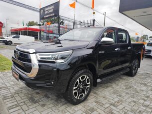 Foto 2 - Toyota Hilux Cabine Dupla Hilux 2.8 TDI CD SRX 4x4 (Aut) automático