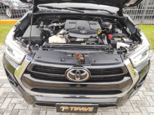 Foto 6 - Toyota Hilux Cabine Dupla Hilux 2.8 TDI CD SRX 4x4 (Aut) automático