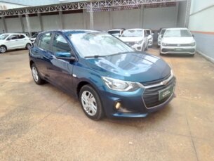 Foto 8 - Chevrolet Onix Onix 1.0 LT manual