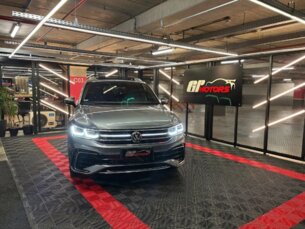 Foto 1 - Volkswagen Tiguan Tiguan Allspace 2.0 TSI R-Line automático