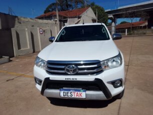 Foto 4 - Toyota Hilux Cabine Dupla Hilux 2.8 TDI SRX CD 4x4 (Aut) automático