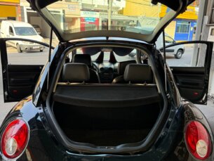 Foto 8 - Volkswagen New Beetle New Beetle 2.0 (Aut) automático