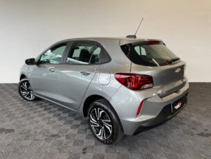 Foto 4 - Chevrolet Onix Onix 1.0 LT manual