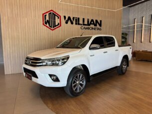 Foto 2 - Toyota Hilux Cabine Dupla Hilux 2.8 TDI SRX CD 4x4 (Aut) automático