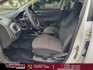 Foto 10 - Chevrolet Onix Onix 1.4 LT SPE/4 manual