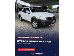 Foto 1 - Fiat Strada Strada 1.4 CD Freedom manual