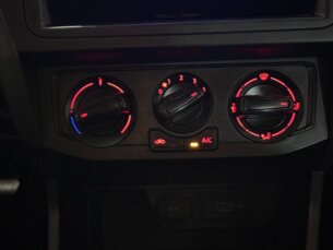 Foto 8 - Volkswagen Voyage Voyage 1.0 manual