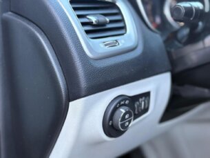 Foto 9 - Jeep Compass Compass 2.0 Limited automático